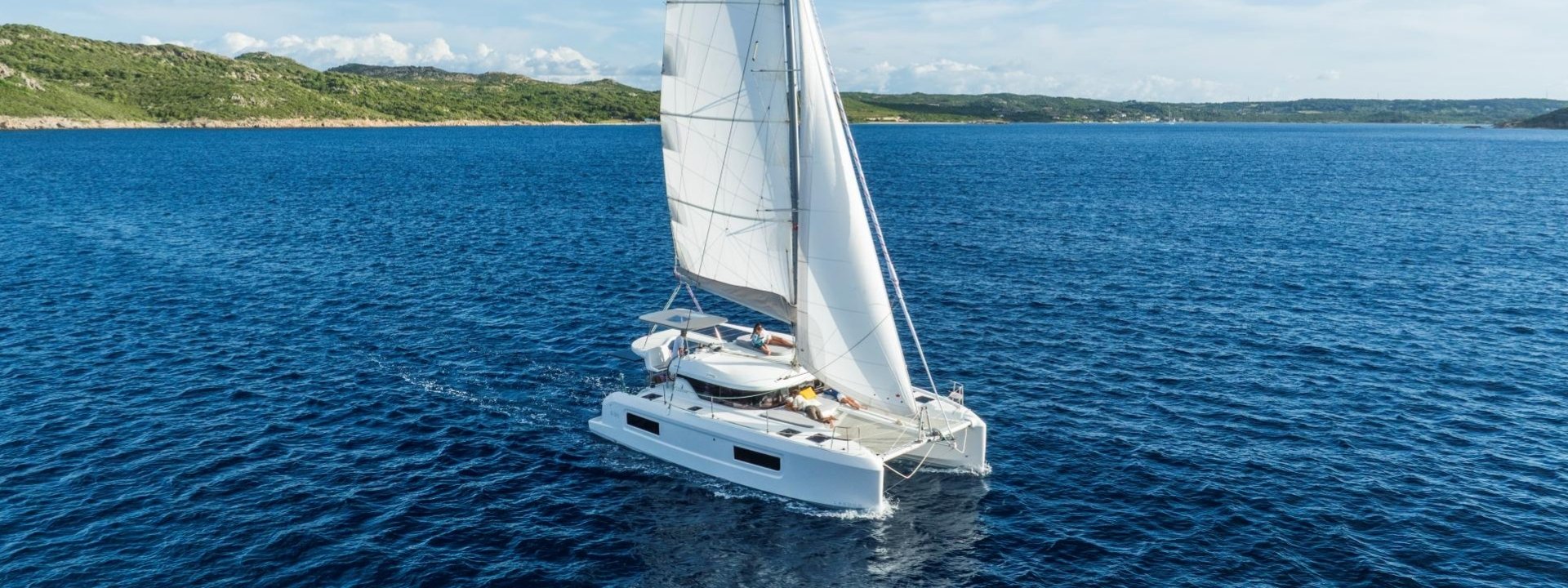 catamaran-lagoon-38-slider-30