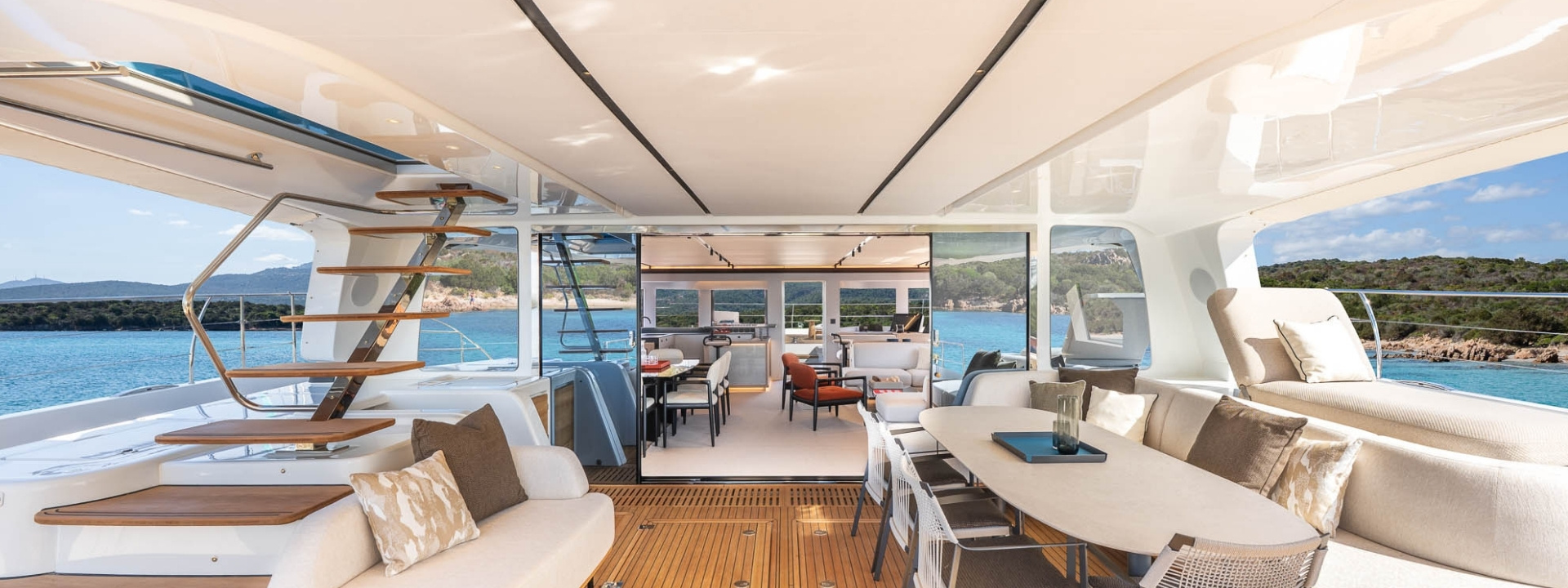 catamaran-lagoon-EIGHTY-3-slider-06