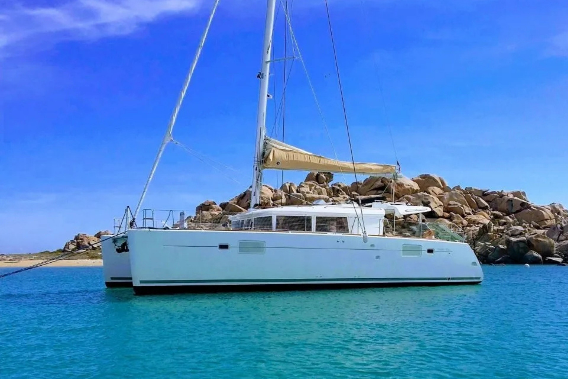 cover-article-lagoon-450-neo