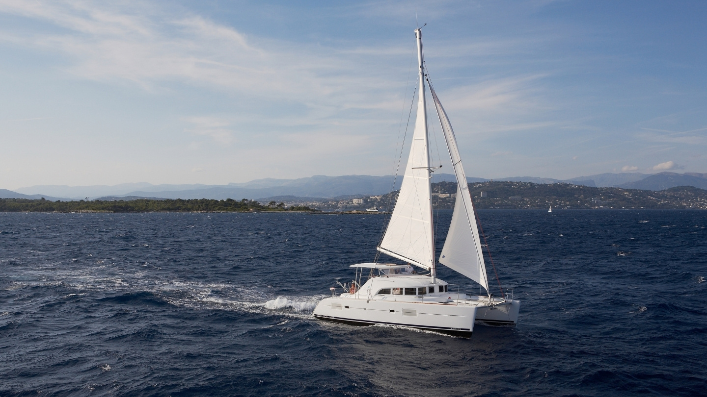 COMFORT AND SIMPLICITY AT SEA